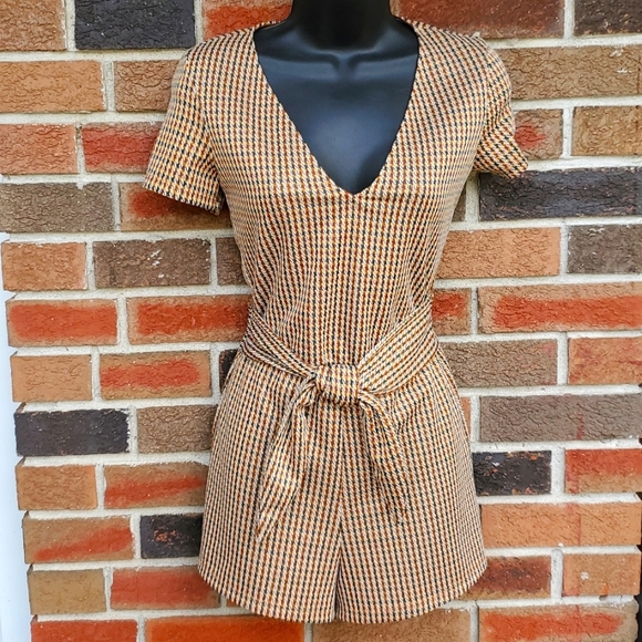 ZARA houndstooth romper - Picture 1 of 4